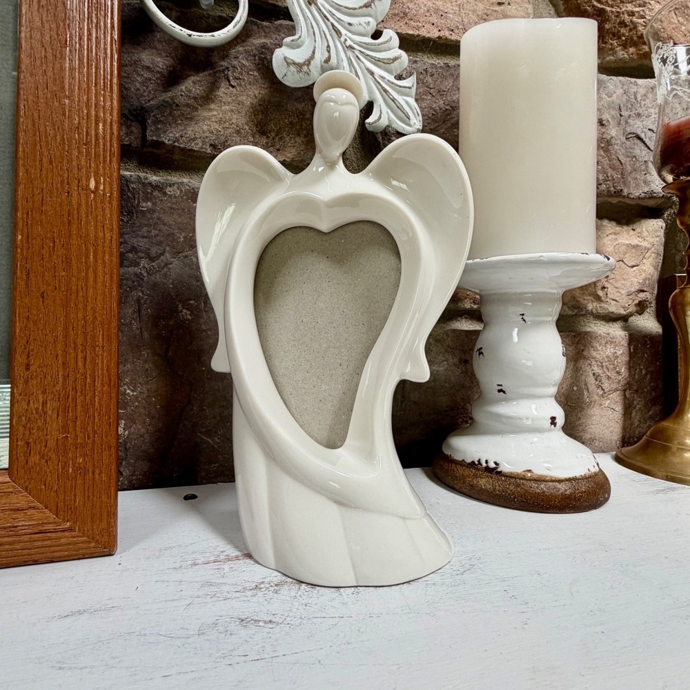 Enesco 2001 Ceramic Angel Heart Picture Frame White Minimalist Figurine 909034